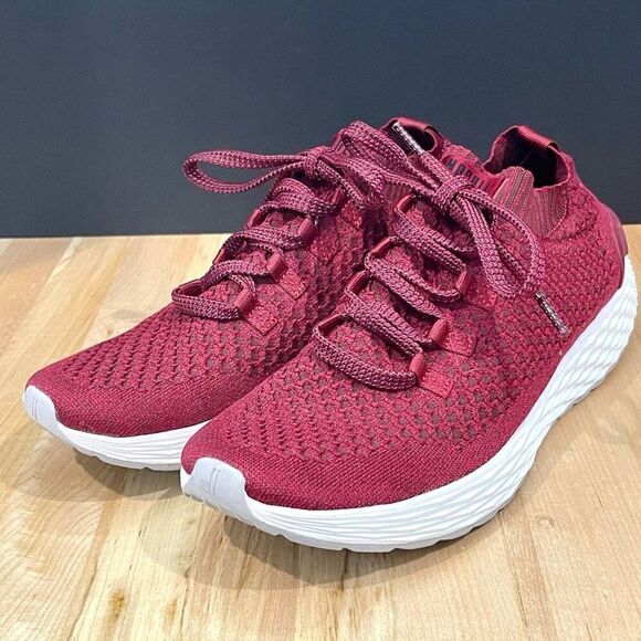 NOBULL Crimson Mid-rise diamond Knit Runners. RARE! Perfect condition. Soft ankl main image 11